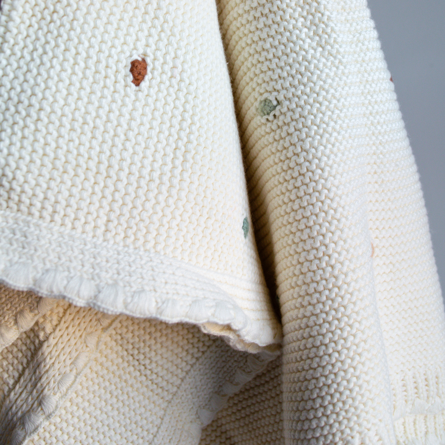 Polkadot Knit Blanket